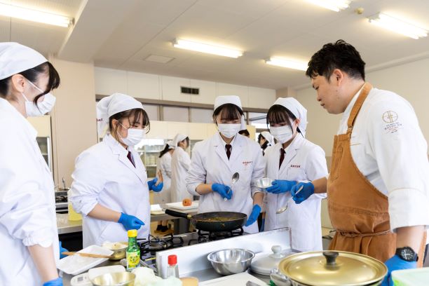 料理の様子2