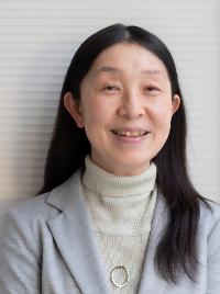 コメンテーター　井出留美氏