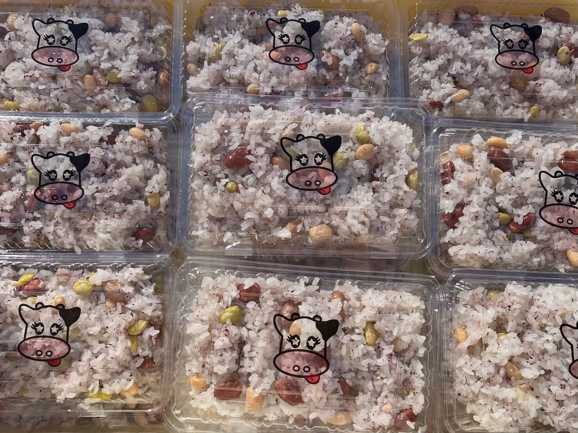 なしお博_豆おこわ
