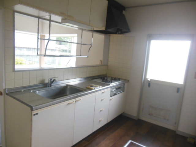 R8-13_KITCHIN