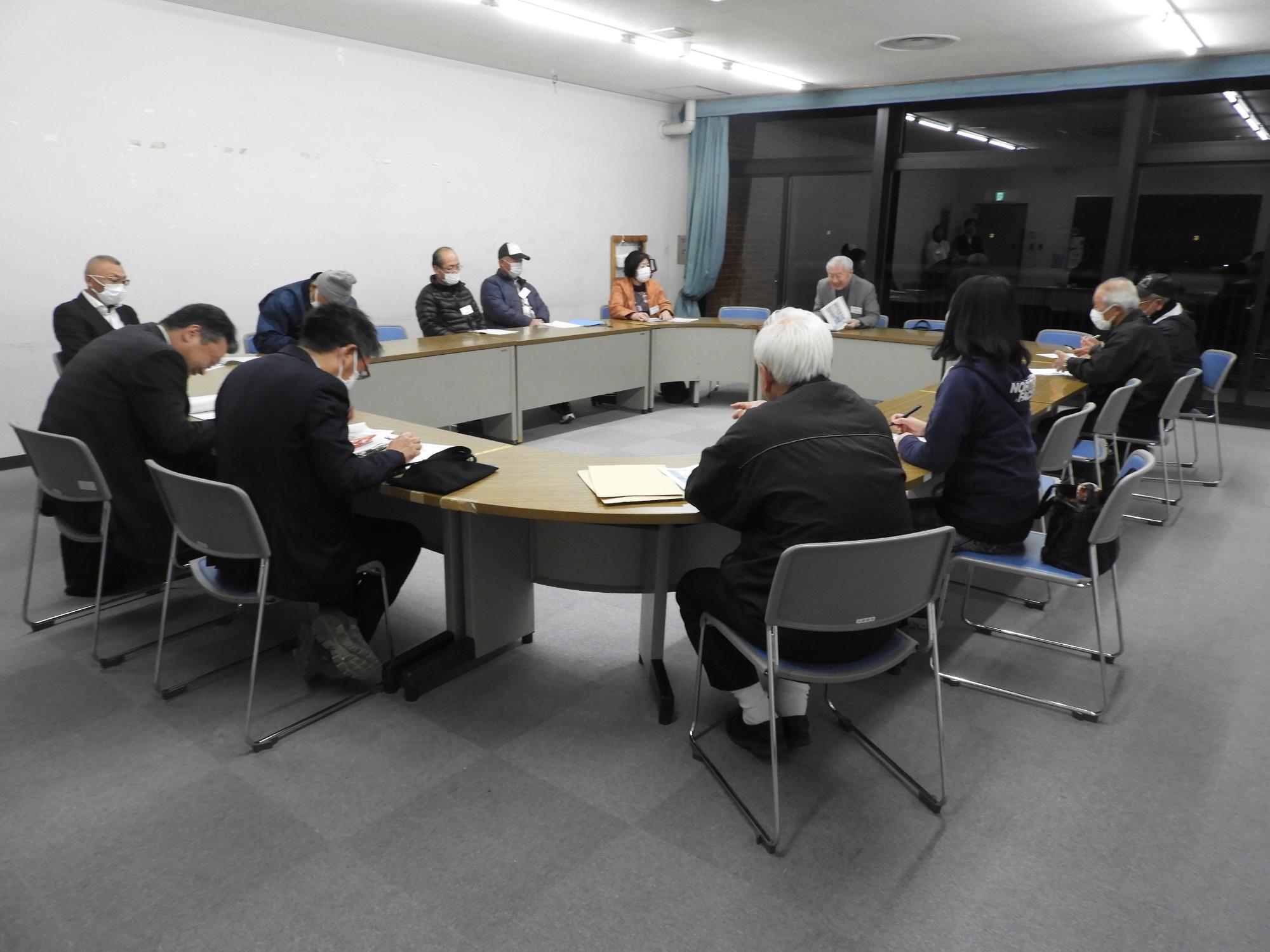 厚崎中学校地域学校協働本部厚崎中学校グループ協議