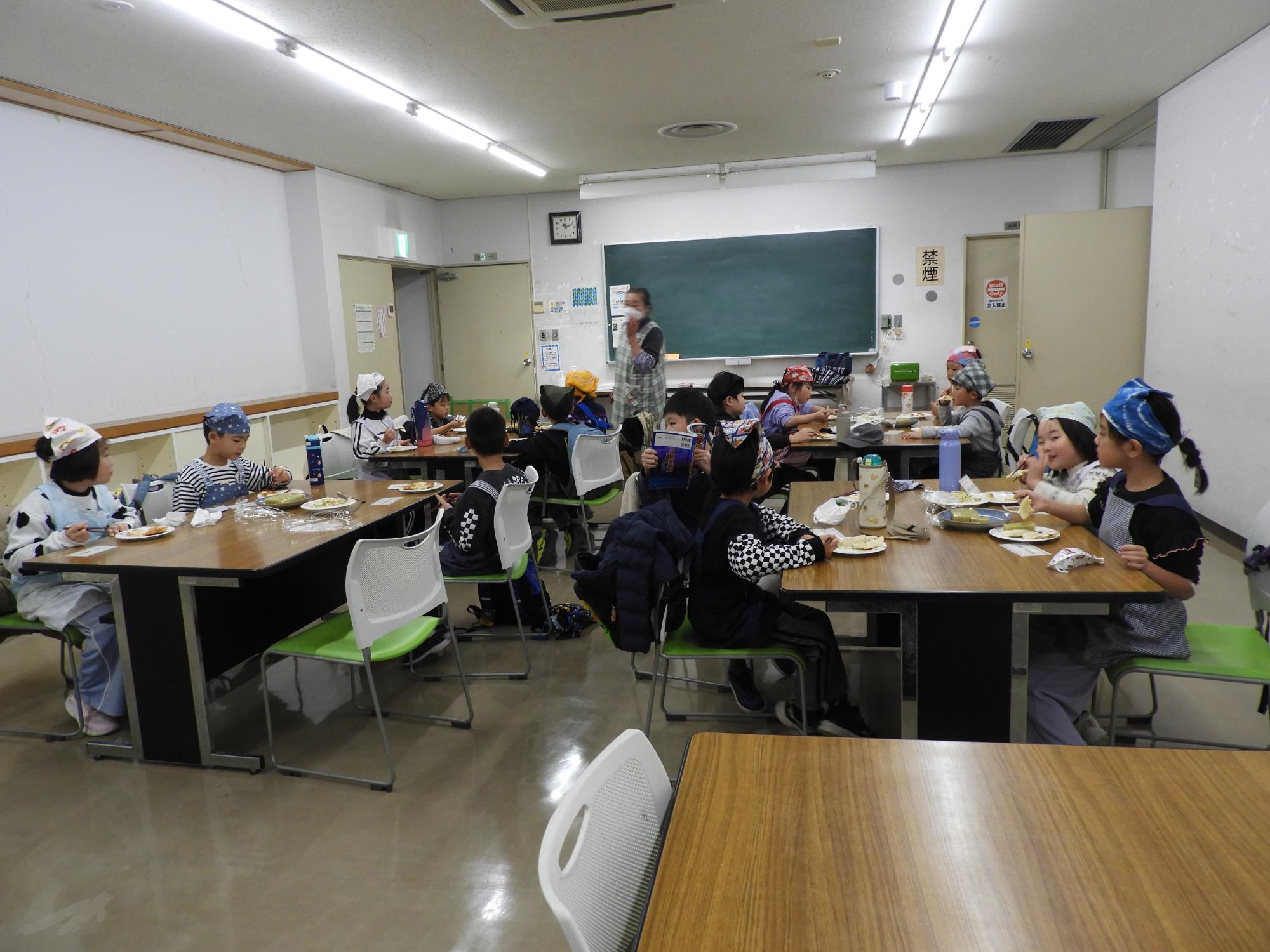 体験教室おいものスイーツづくり試食