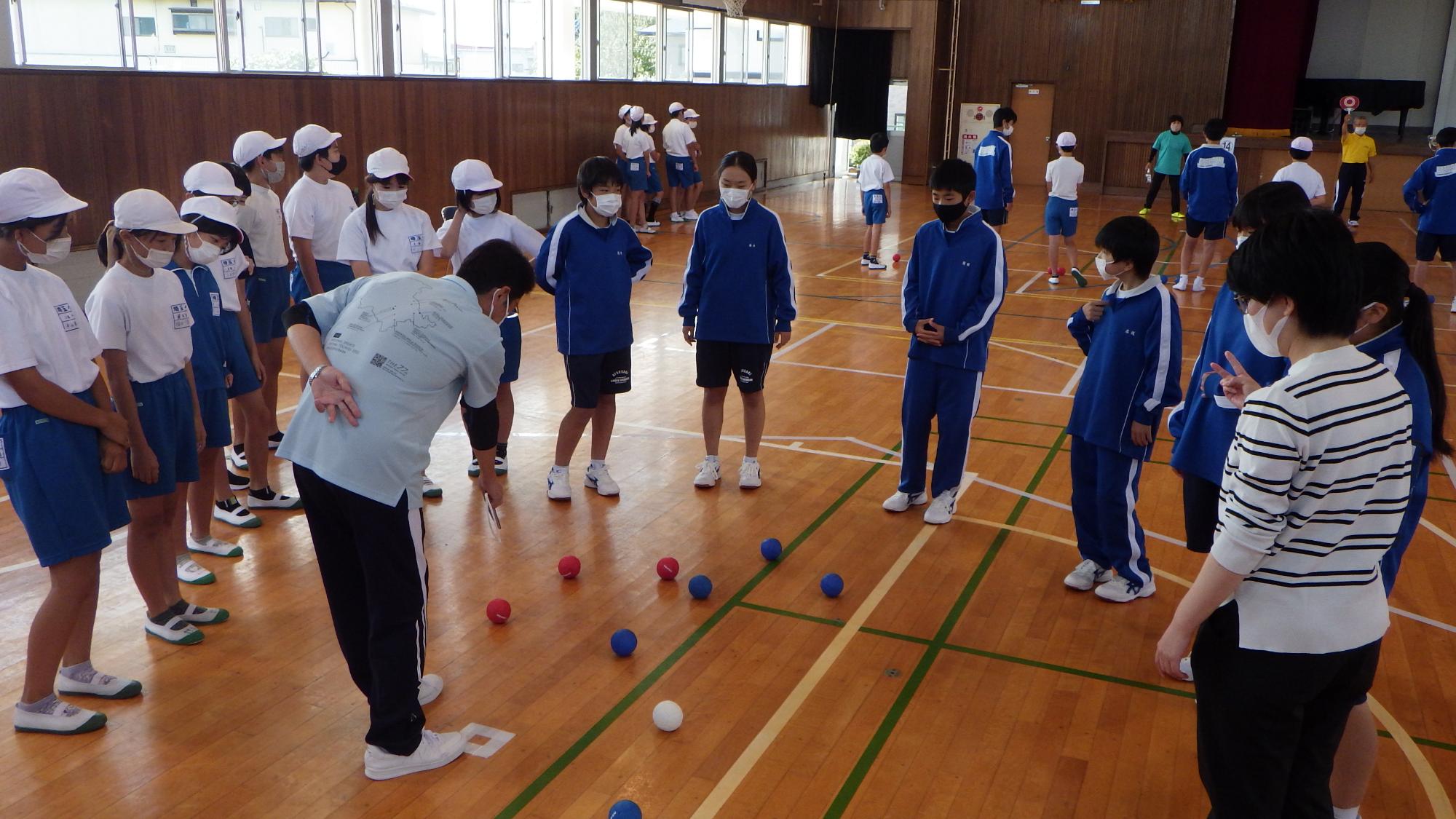 あつさきふれあい交流会ボッチャ体験2