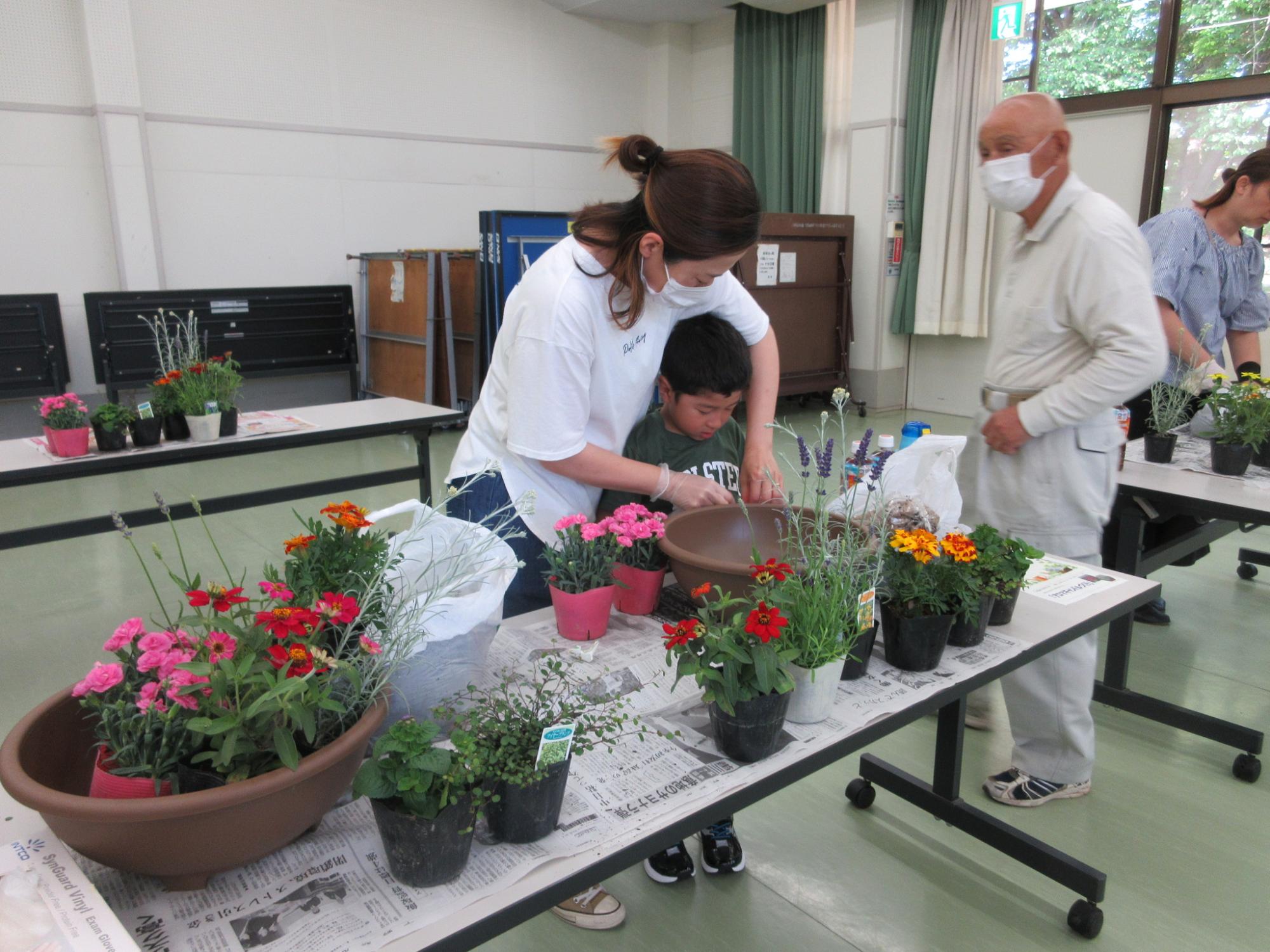 移動教室資生堂工場見学