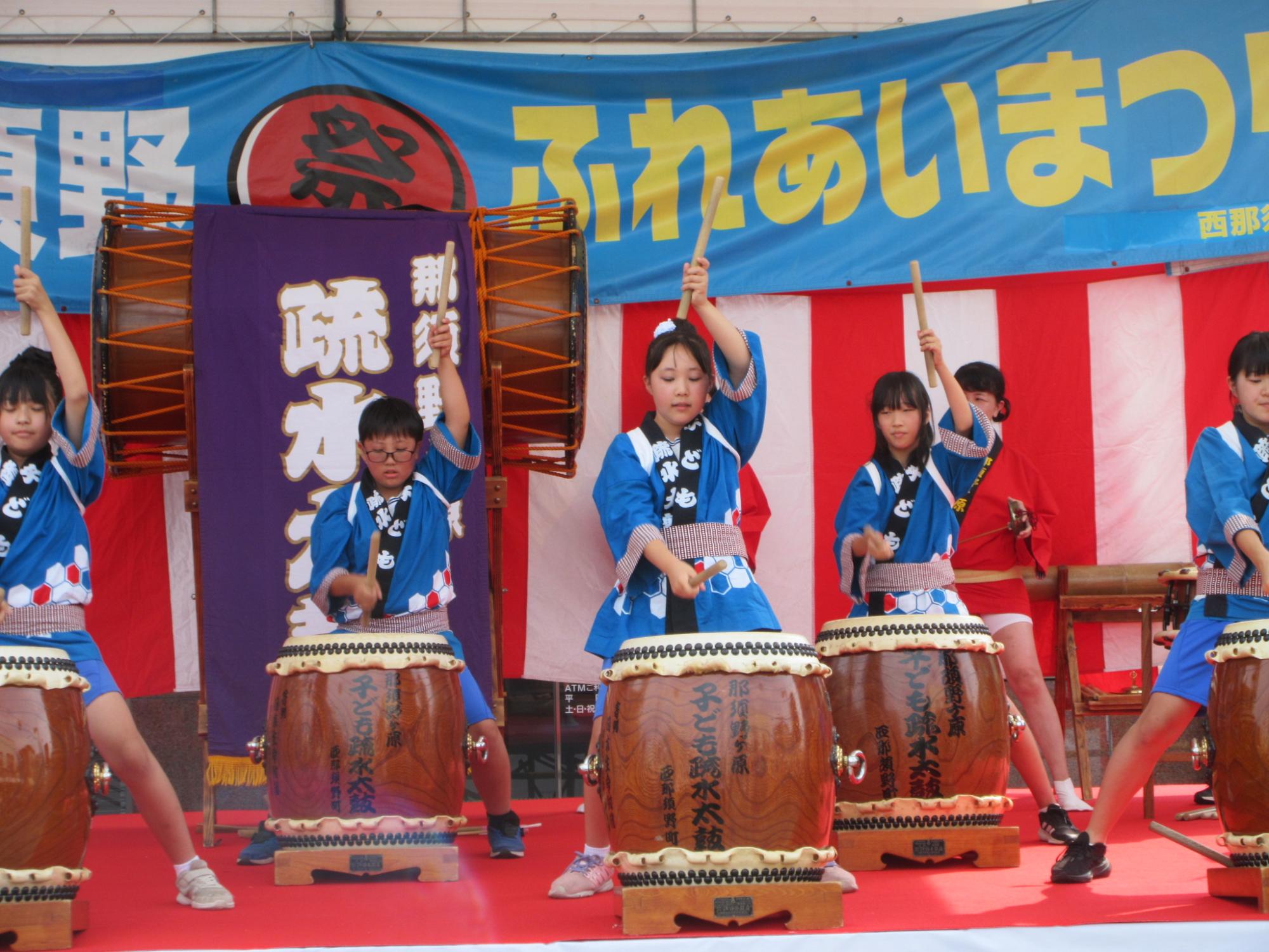 西那須野ふれあいまつりで演奏する様子