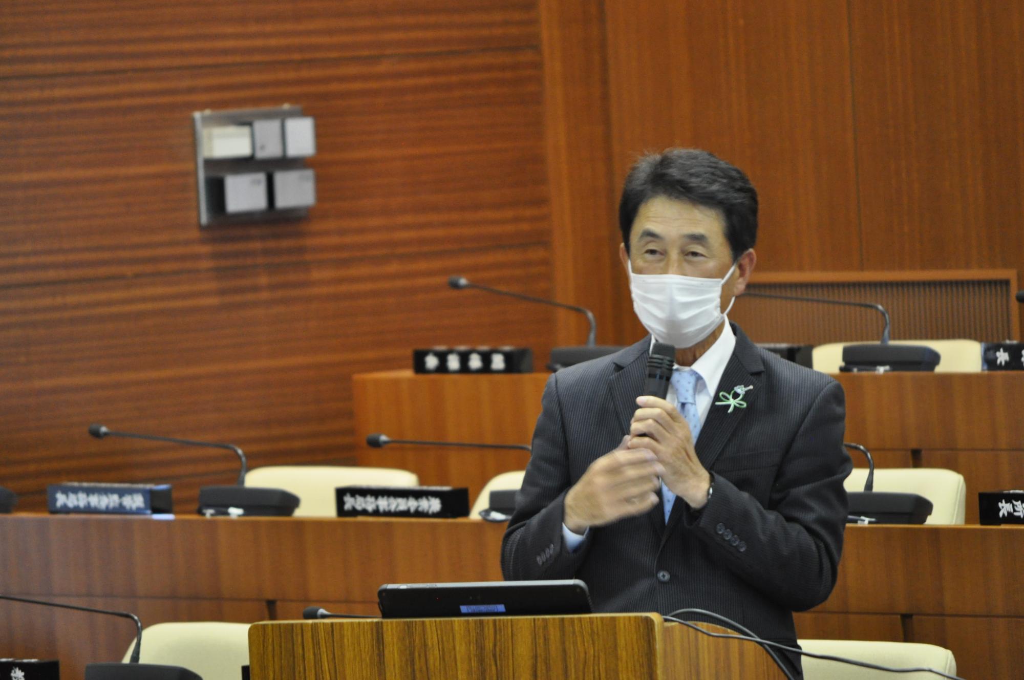 議場で開催した渡邉副市長による栃木県の農業についての研修